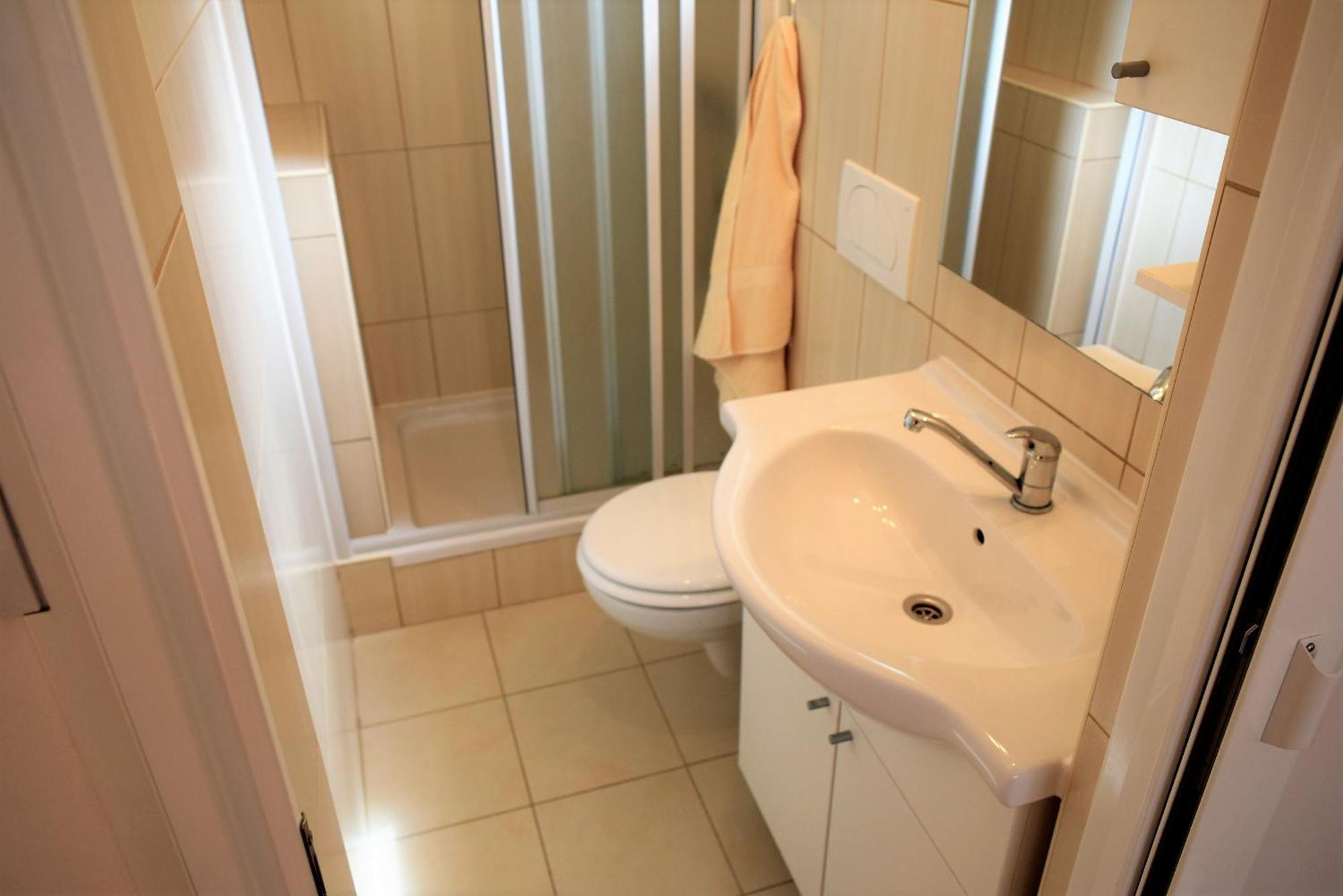 Sunnyy Beacch Apartments Banjol Phòng bức ảnh